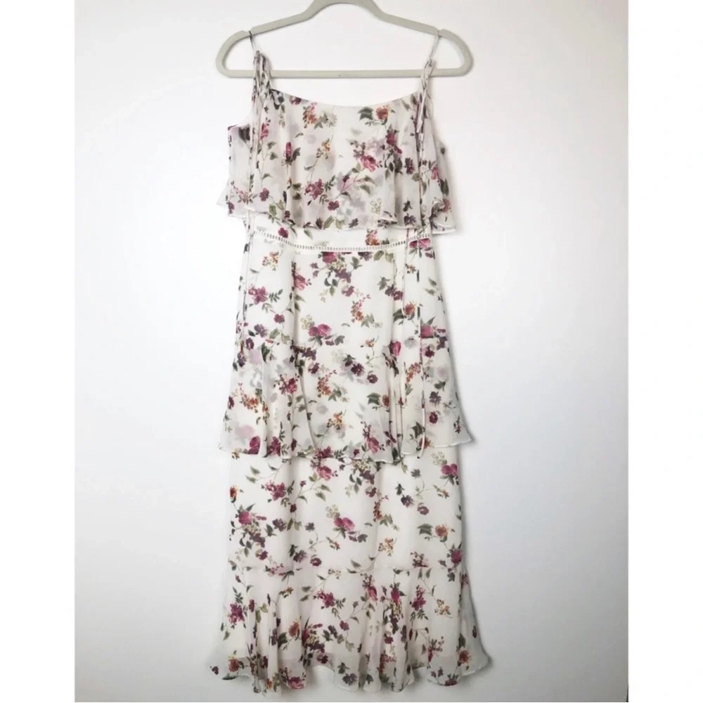WAYF floral ruffle midi dress - Picture 2 of 5